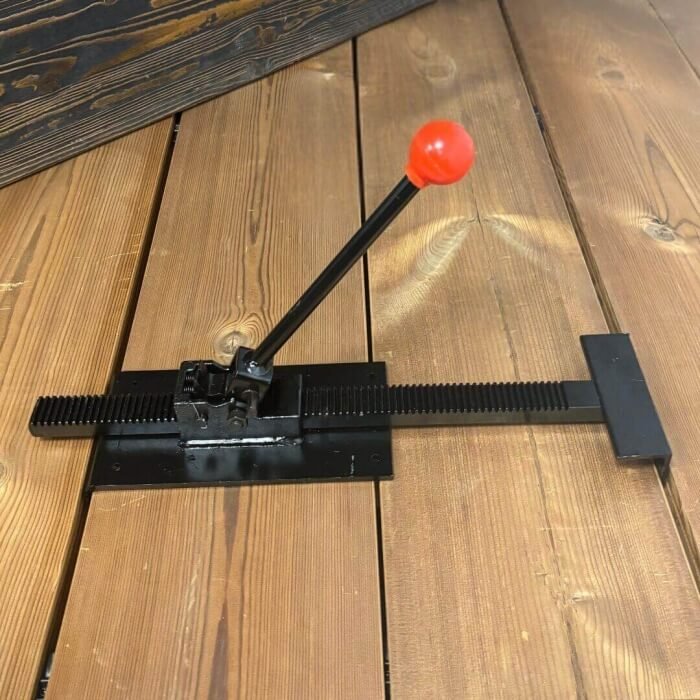 Deckers terases dēļu saspiešanas instruments 700 mm - Image 1